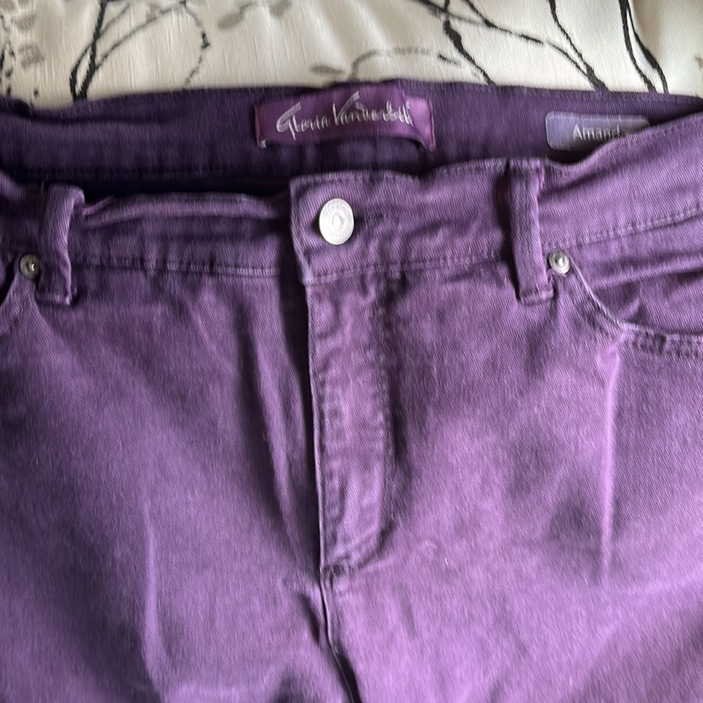 Gloria Vanderbilt Amanda purple jeans - Picture 2 of 5